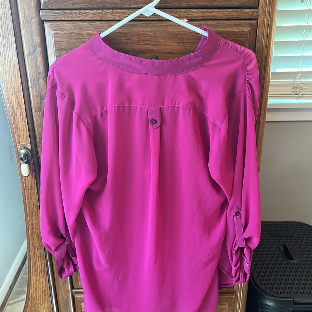 Pink blouse - Picture 3 of 3